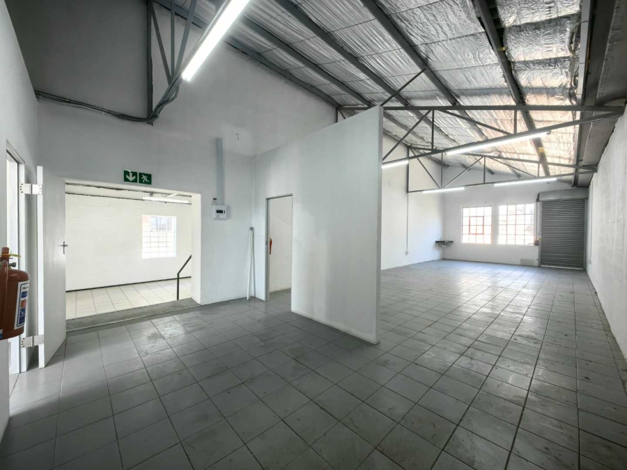 To Let commercial Property for Rent in Salt River Western Cape